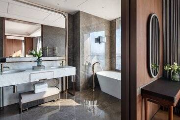 Four Seasons Hotel Dalian