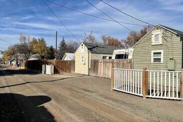 پانسیون Cozy Studio Guest Cottage   Twin Falls