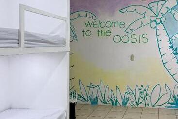 پانسیون Sjo Oasis Hostel