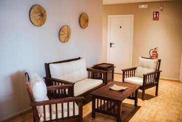 پانسیون Hostal Entreolivos