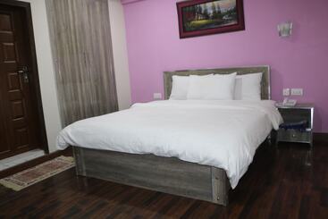 Safena Hotel Skardu