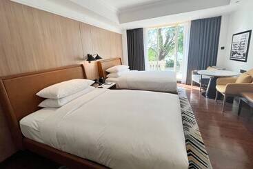 هتل Sheraton Jakarta Soekarno Hatta Airport