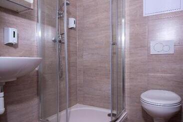Aviator Garni Hotel Bratislava