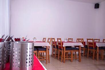 Aviator Garni Hotel Bratislava