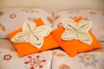 تختخواب و صبحانه Accommodation Resman