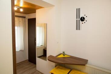 تختخواب و صبحانه Accommodation Resman
