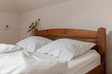 Bed And Breakfast Mili Vrh