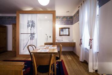 Pr Gavedarjo Eco Heritage B&b