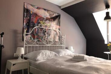 Hostel Sleeping Beauty