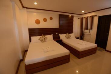 هتل Abozza Resort