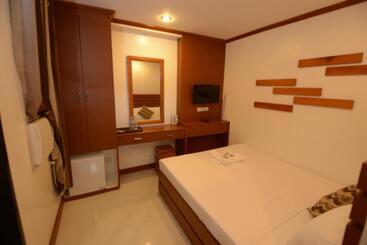 هتل Abozza Resort