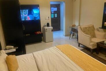 هتل Hona Al Holm Furnished Units