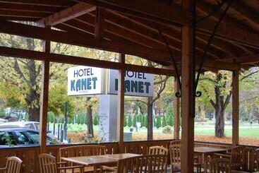 هتل Kanet