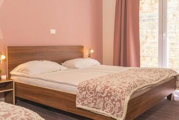 Lavender  Oleander Resort - Strunjan