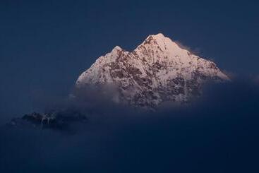 هتل Mountain Lodges Of Nepal   Lukla