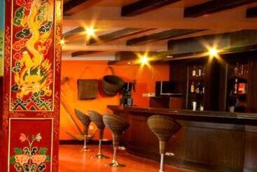 هتل Mountain Lodges Of Nepal   Lukla