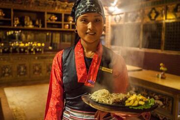 هتل Mountain Lodges Of Nepal   Lukla