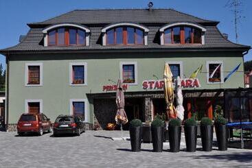 هتل Penzion Stara Fara