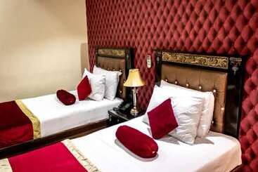 Rose Palace Hotel, Gulberg