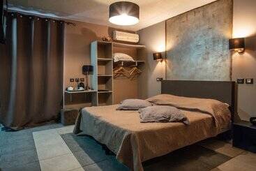 هتل Sud Hôtel