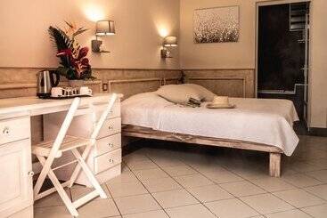 هتل Sud Hôtel