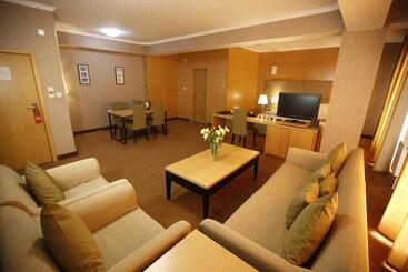 The Corporate Hotel Central