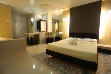 مُتل One Serenata Hotel Bacao