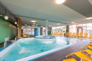 استراحتگاه Wellness Hotel Thermal