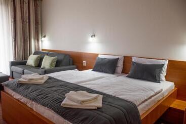 استراحتگاه Wellness Hotel Thermal