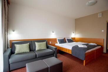 استراحتگاه Wellness Hotel Thermal