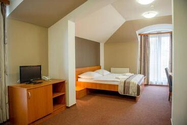 استراحتگاه Wellness Hotel Thermal