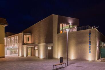 استراحتگاه Wellness Hotel Thermal