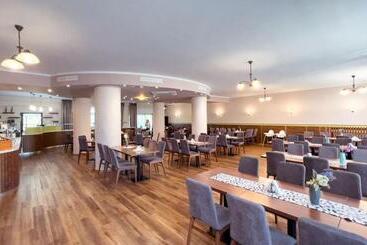 استراحتگاه Wellness Hotel Thermal