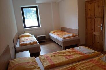 Youth Hostel Nika