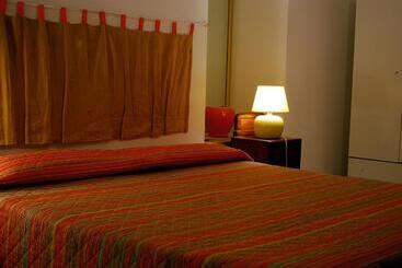 Bed & Breakfast 5 Di Spade - Gioiosa Marea