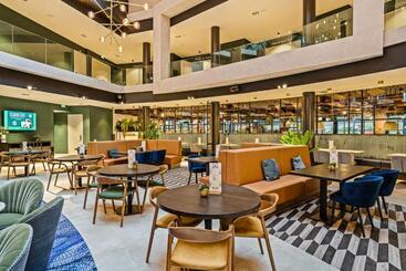 Corendon Amsterdam Schiphol Airport, a Tribute Portfolio Hotel