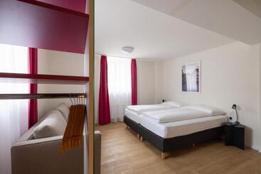 پانسیون Fred Guest House Zürich Hauptbahnhof
