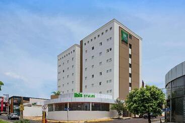 هتل Nacional Inn Bauru