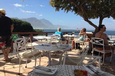 هاستل Hermanus Backpackers & Budget Accommodation