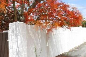 هاستل Hermanus Backpackers & Budget Accommodation