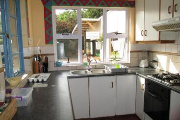 هاستل Hermanus Backpackers & Budget Accommodation