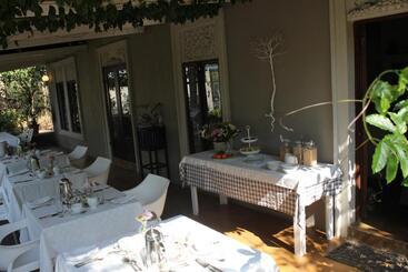 住宿加早餐  Ashbourne Country Escape Hazyview