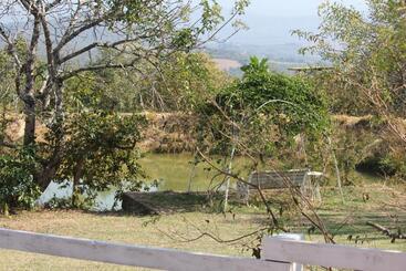 住宿加早餐  Ashbourne Country Escape Hazyview