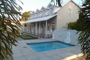مبيت وإفطار Kastelein Guesthouse
