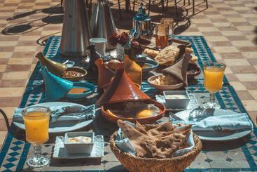تختخواب و صبحانه L Oasis Du Bonheur