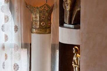 تختخواب و صبحانه Le Temple Des Arts