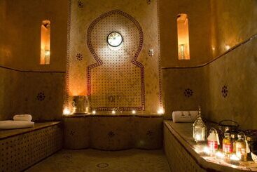 تختخواب و صبحانه Le Temple Des Arts