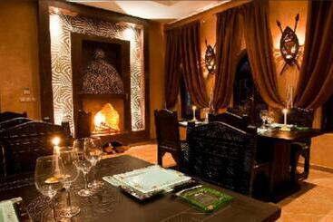 تختخواب و صبحانه Le Temple Des Arts