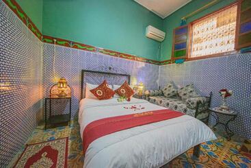 تختخواب و صبحانه Maison Adam