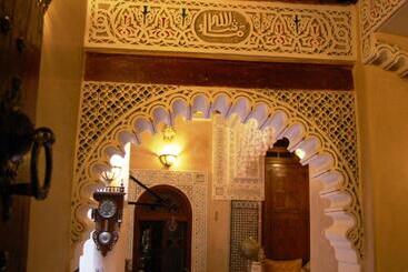تختخواب و صبحانه Riad Benchekroun